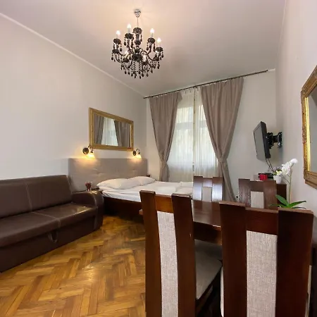 P&j Sw. Krzyza Krasków