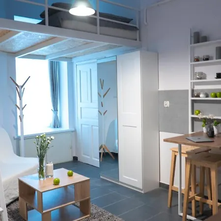 Lobzowska 6 Apartment *