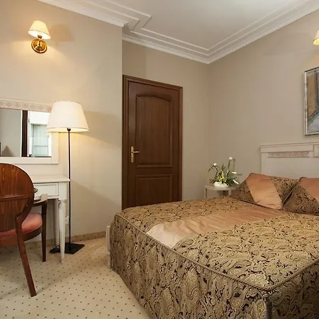 Rubinstein 4* Krakow