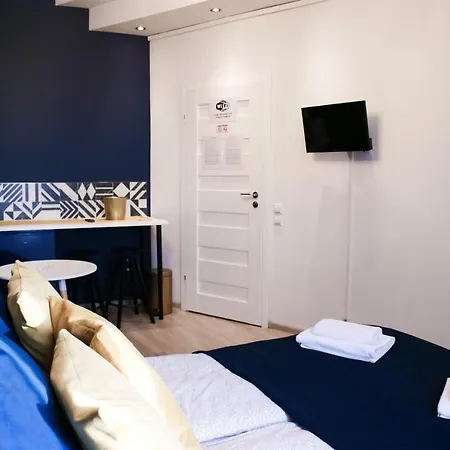 Euro-room Apartmanhotel *