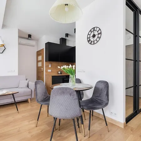 Apartment Nadwislanska 5 By Renters Krakau