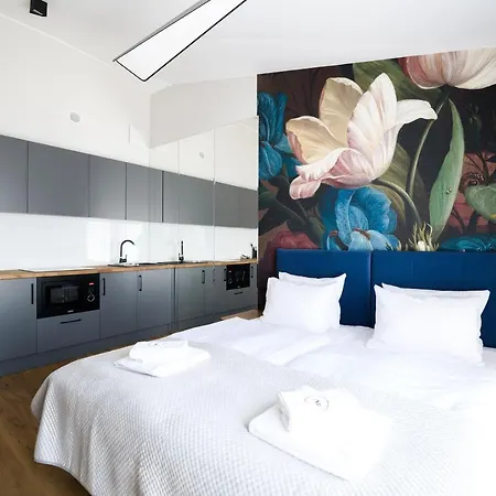 Hotel apartamentowy Inspire Miodova 4*