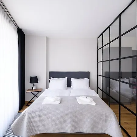 Hotel apartamentowy Inspire Miodova 4*