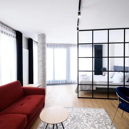Inspire Miodova Hotel apartamentowy 4*