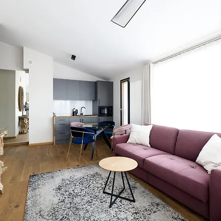 Inspire Miodova Hotel apartamentowy 4*