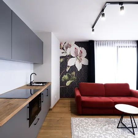 Inspire Miodova Hotel apartamentowy 4*