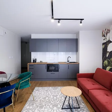 Inspire Miodova Hotel apartamentowy 4*