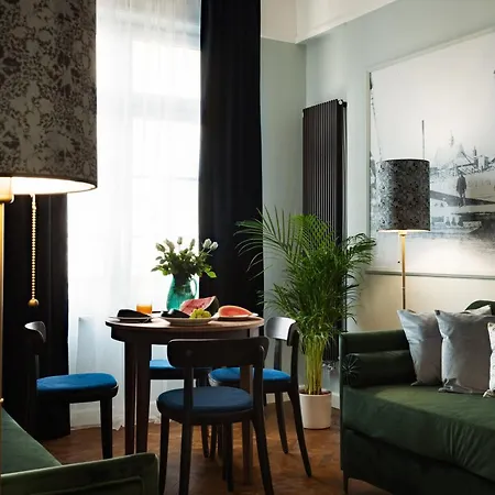 Aparthotel Starowislna 77 *