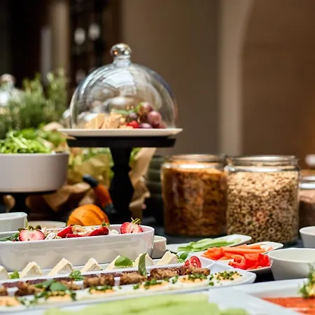 Ξενοδοχείο H15 Luxury Palace - Destigo