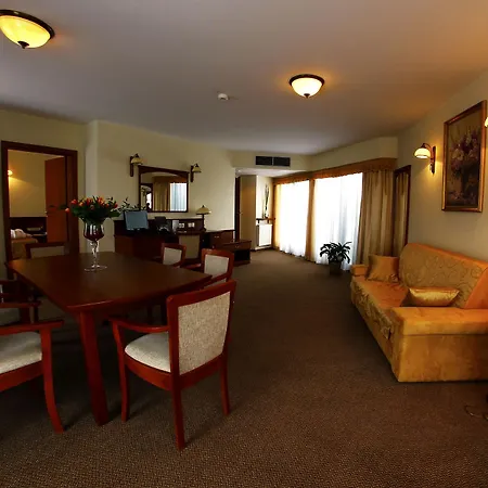 Great Polonia Conrad 4*