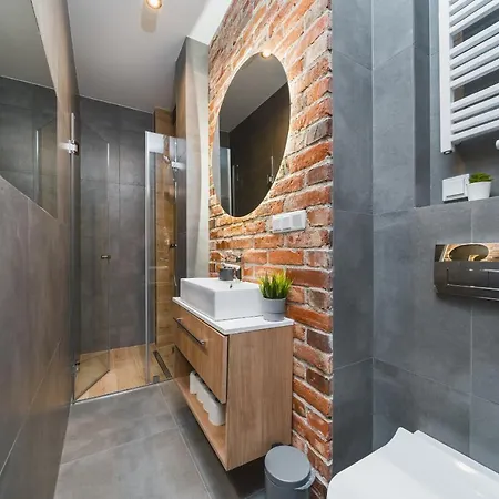 Saint Florian's - Old Town Luxury - By Upstairs Appartamento Cracovia