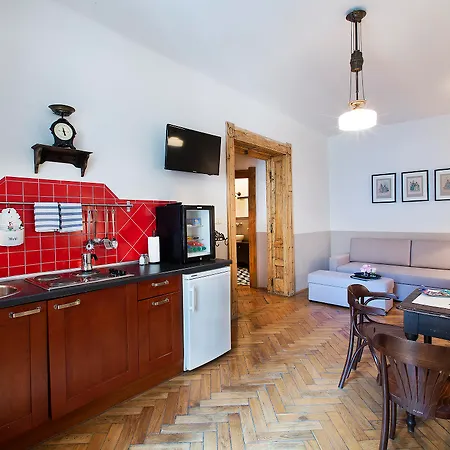 Antique Plac Szczepanski 3*