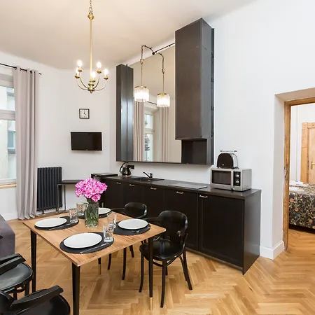 Antique Plac Szczepanski 3* Krakow