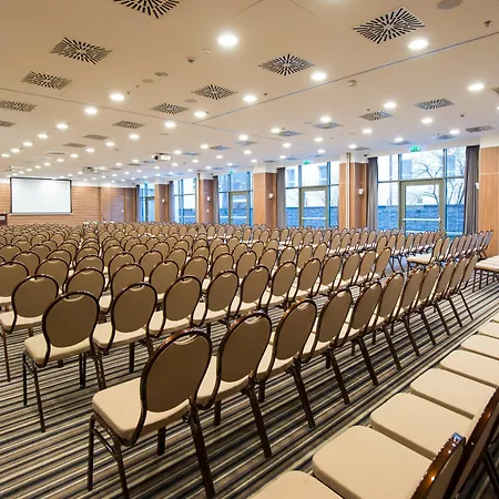 Holiday City Centre By Ihg Hotel 5*