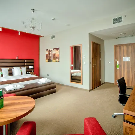 Holiday City Centre By Ihg 5*