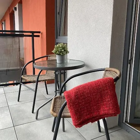 Modern In Centre Of +free Parking Cracovia