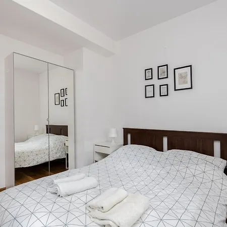 Zablocie Location To Explore Apartment