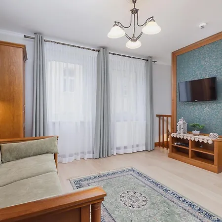 Elegant Aparthotel Krakov