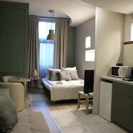 Euro-room Apartmanhotel *