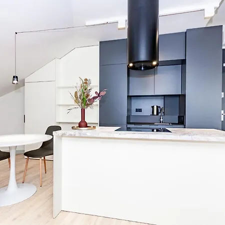 Inpoint Old Town Apartamento