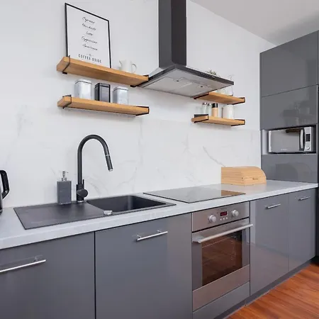 Dworska On Vistula Boulevards By Renters Apartment Krakow