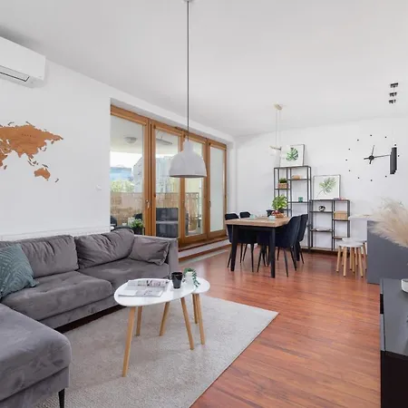 Apartment Dworska On Vistula Boulevards By Renters Krakow