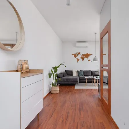 Dworska On Vistula Boulevards By Renters Apartment