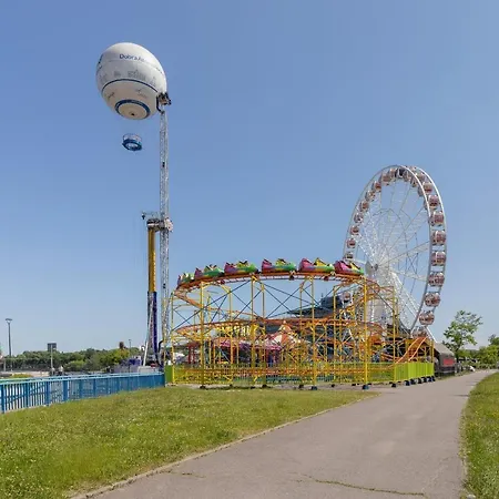 Dworska On Vistula Boulevards By Renters Krakow