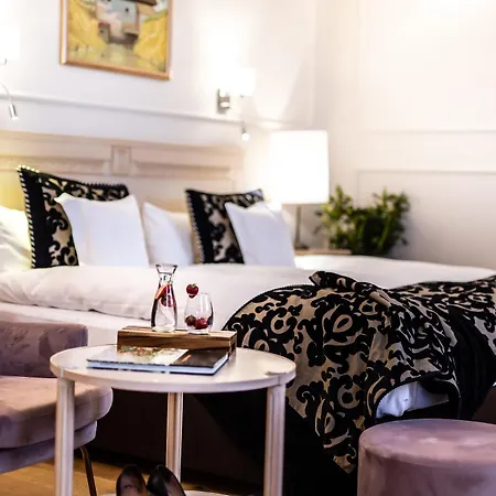 Rubinstein Hotel 4*