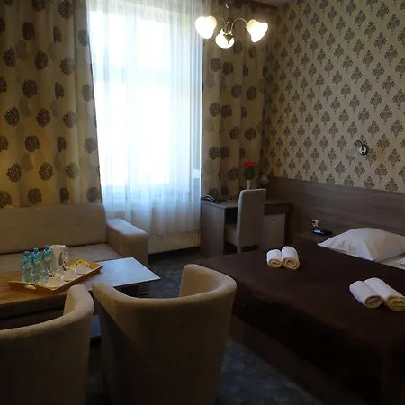 Hotel Maksymilian 3*