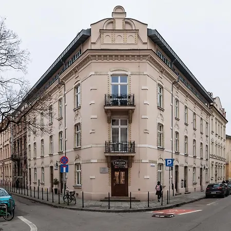 Classy Old Town - By Upstairs Krakau