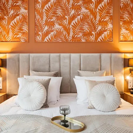 White Lotus - Loftaffair Collection Apartment *