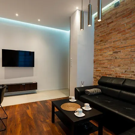 Luna Prestige Apartamento *