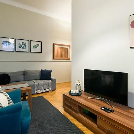 Wawelove Royal Spacious 2 Bedroom Apt 1 Min To Main Sq! Apartment