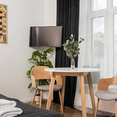 Novanest - Kalwaryjska - By Upstairs Apartamento *