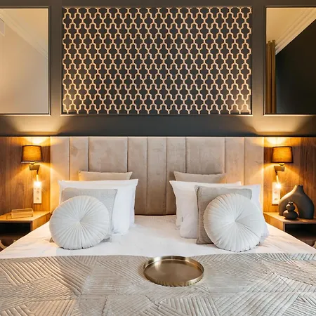 White Lotus - Loftaffair Collection Apartment *