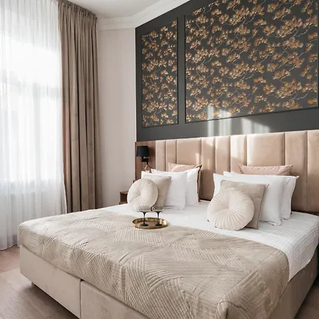 White Lotus - Loftaffair Collection Apartment