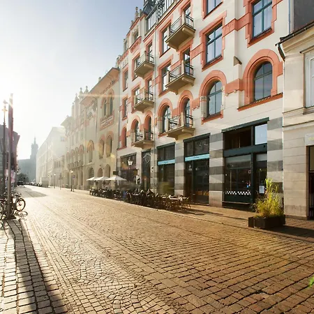 Aparthotel Antique Plac Szczepanski
