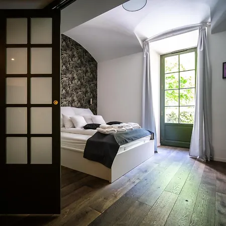Premium By Wawel Castle * Krakow