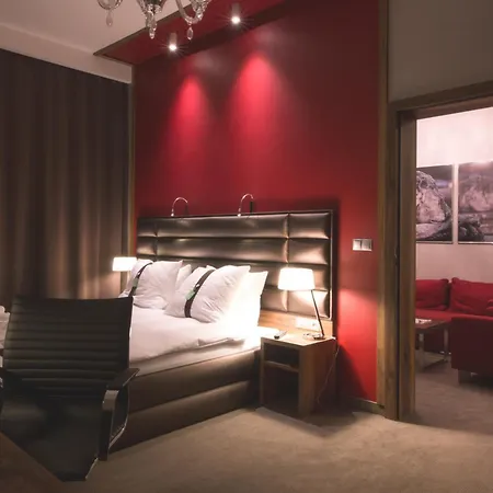 Holiday City Centre By Ihg 5* Krakow
