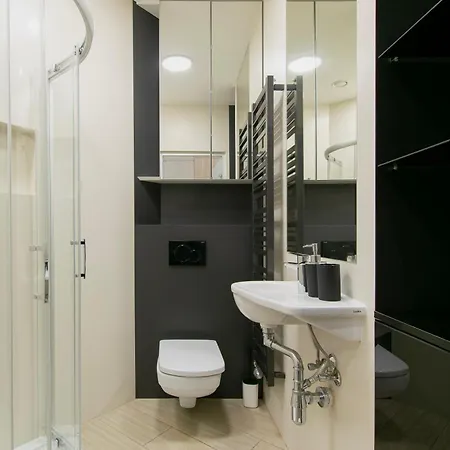 Compact Slowackiego Avenue Appartamento