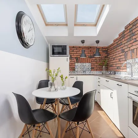 3-bedroom In The Centre - Old Town Apartment Krakau