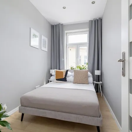 3-bedroom - Old Town- Blich 9 *