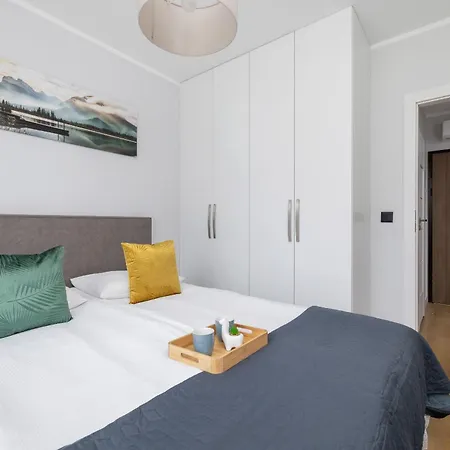 Elegancki W Krakowie Z Klimatyzacja I Dostepem Do Silowni By Renters * Krakow