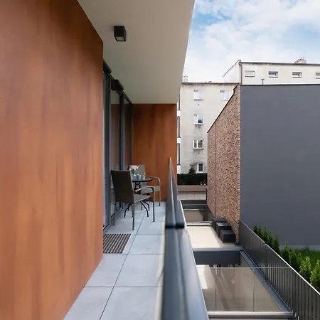 Elegancki W Krakowie Z Klimatyzacja I Dostepem Do Silowni By Renters * Krakow