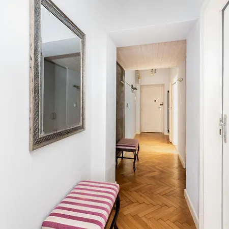 Apartment Tomasza By Vsi *