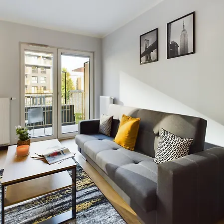 Exceptional With Parking By Renters * Kraków