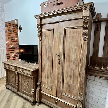 Antique In Appartement Krakau