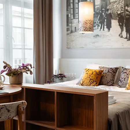 Aparthotel Starowislna 77 *