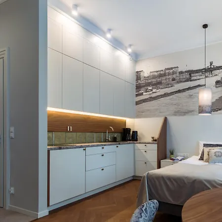 Aparthotel Starowislna 77 *